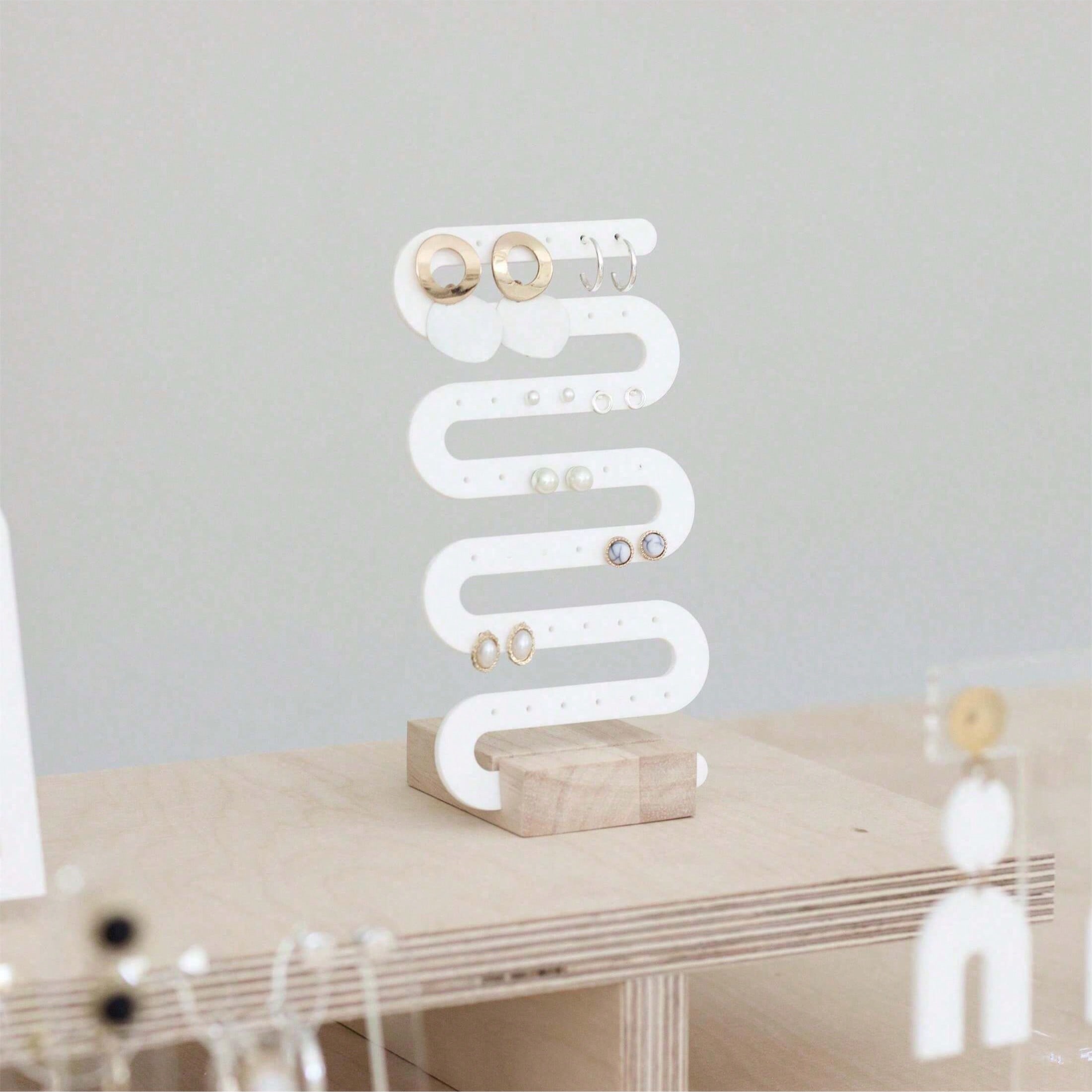 Body Jewelry Websites - Künstlerischer Spiral-Schmuckständer aus Acryl für Wohnzimmer/Schminktisch,