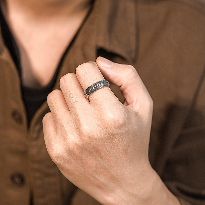 Bronzener Tierkörper-Ring mit  – Body Jewelry High End Bewertung und Preis